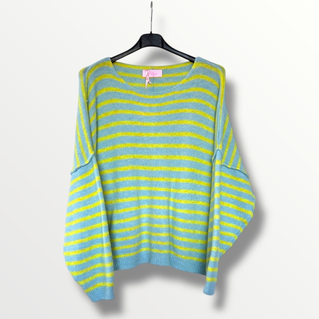 Gestreifter Strickpullover mit Ziernähten in verschiedenen Farben