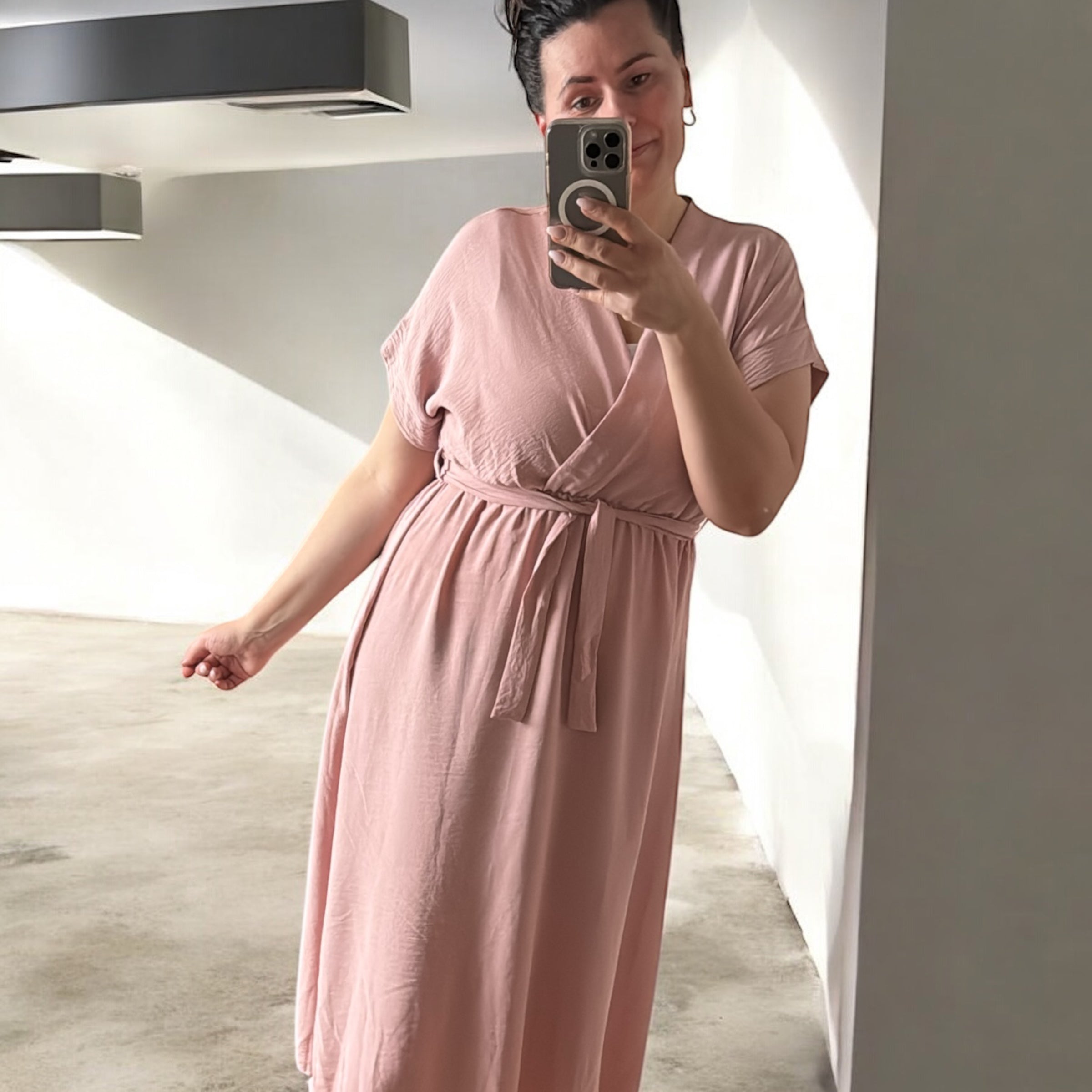 Maxi-Kleid mit Gummizug in der Taille (verschiedene Farben)