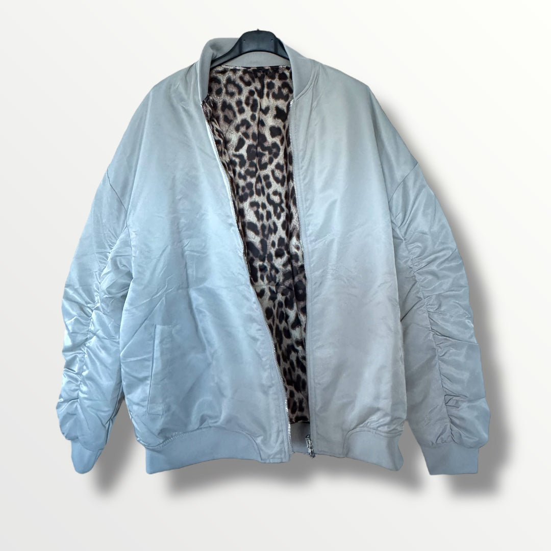 Bomberjacke hellgrau/Leo mit Wendefunktion