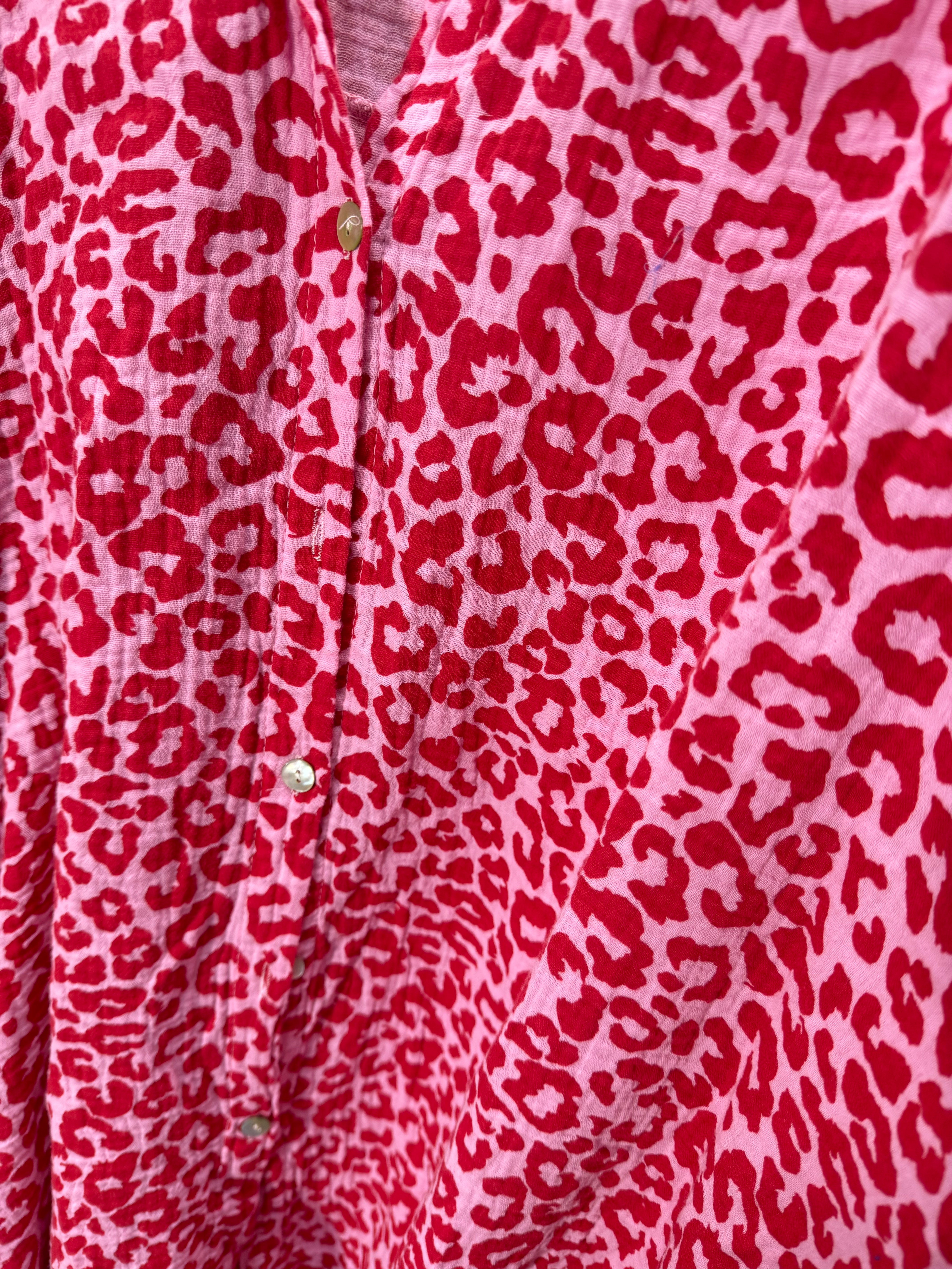 Curvy Oversize Leo Musselin Hemd
