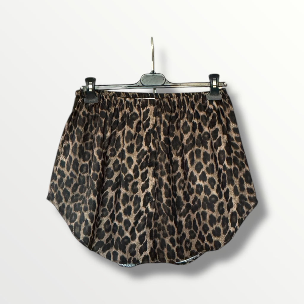 Leo-Blusenrock in verschiedenen Farben