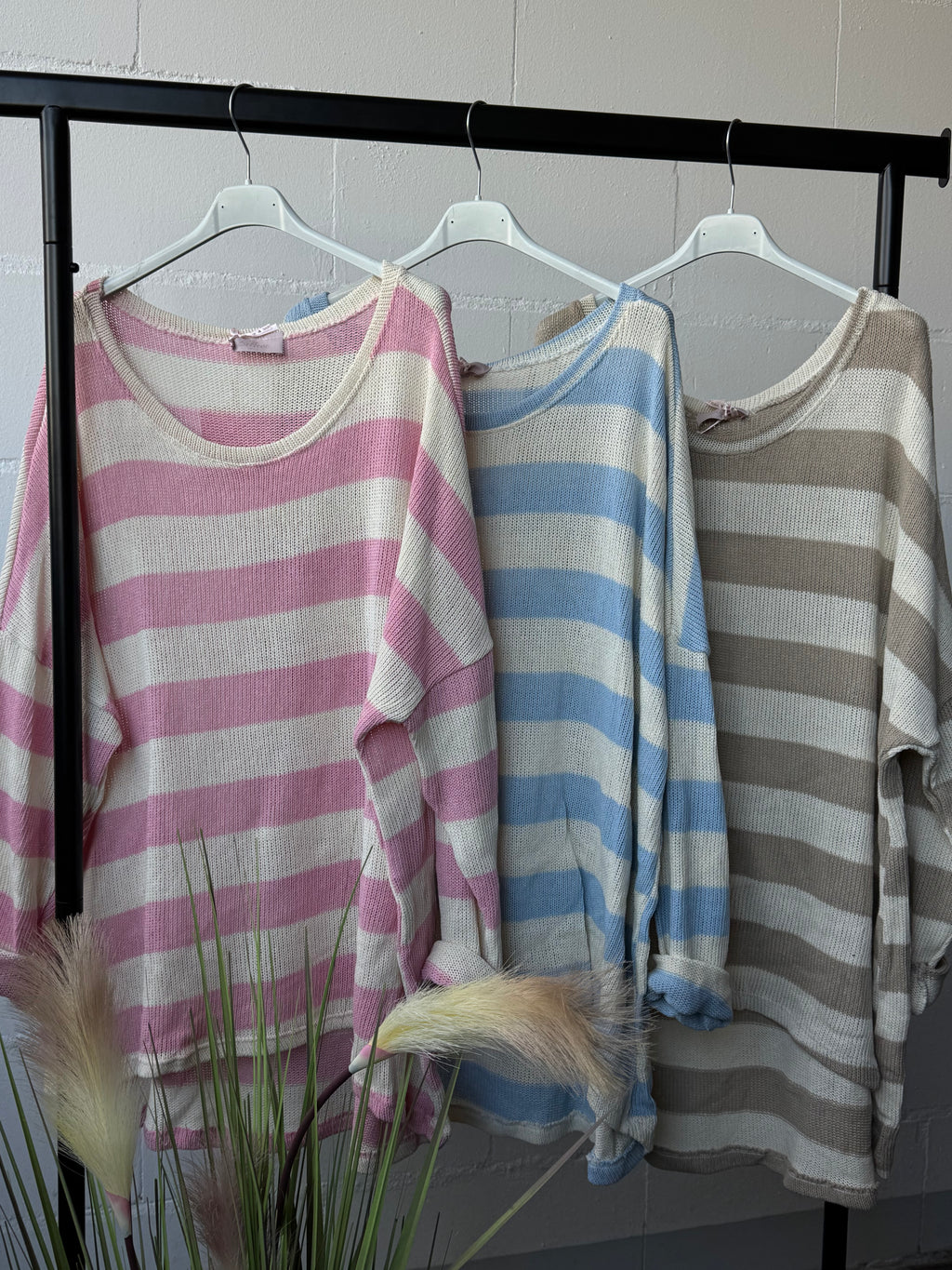 Leichter Vokuhila Strickpullover (verschiedene Farben)