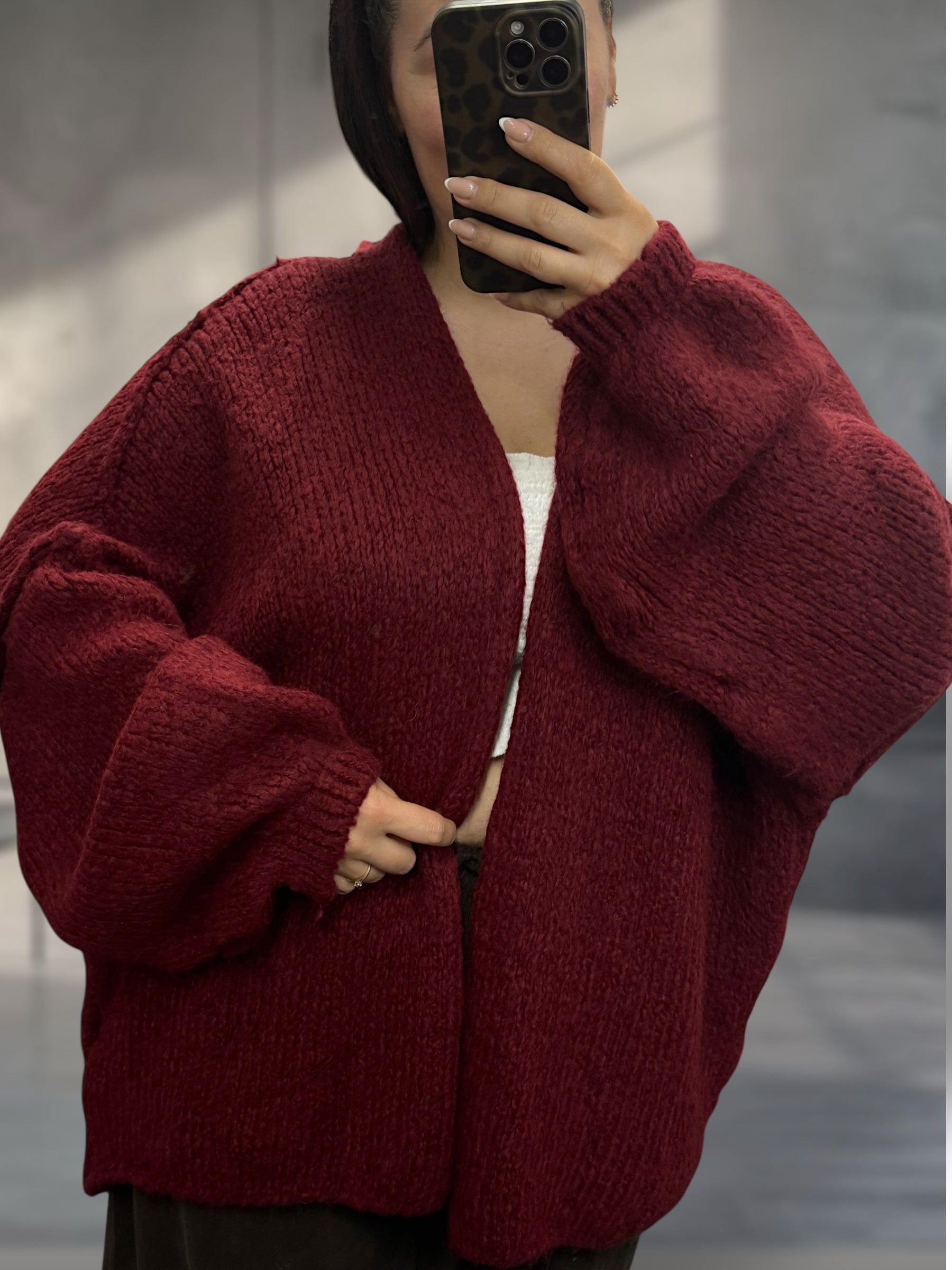 Cardigan Isa Oversize lang geschnitten (verschiedene Farben)