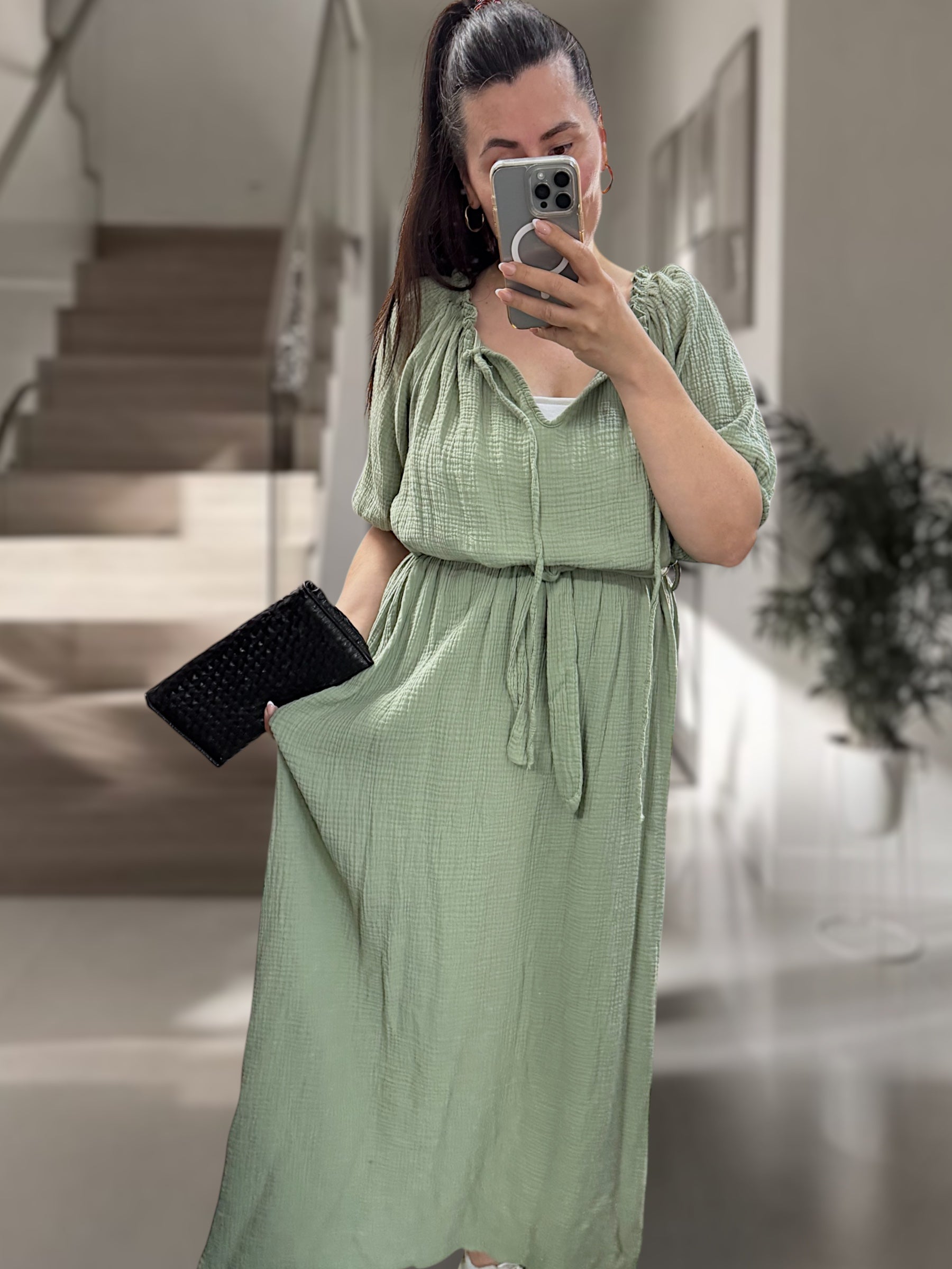 Off-Shoulder Musselin Maxikleid (verschiedene Farben)