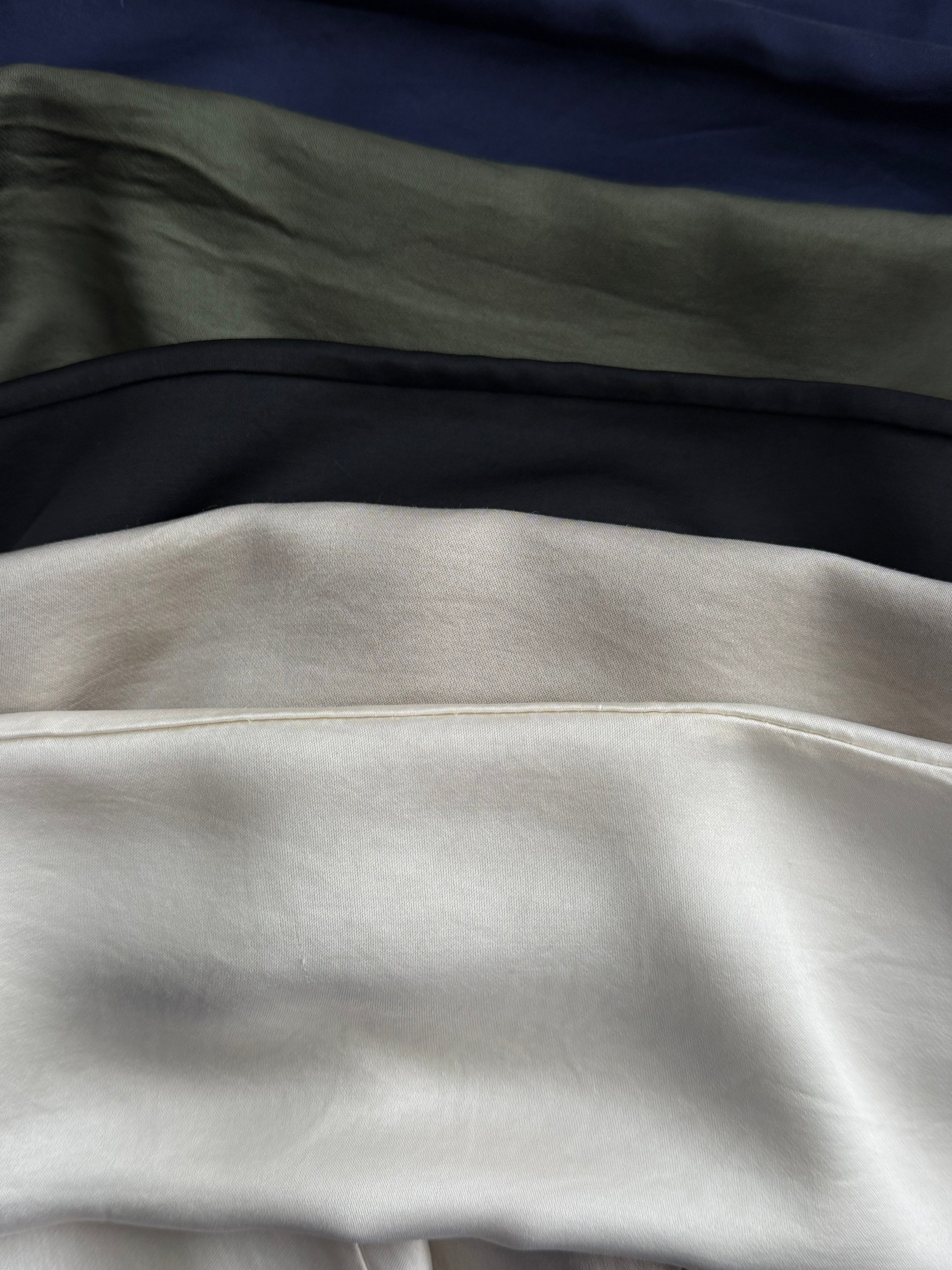 Leichte WideLeg Satin Hose mit Gummibund (Verschiedene Farben)