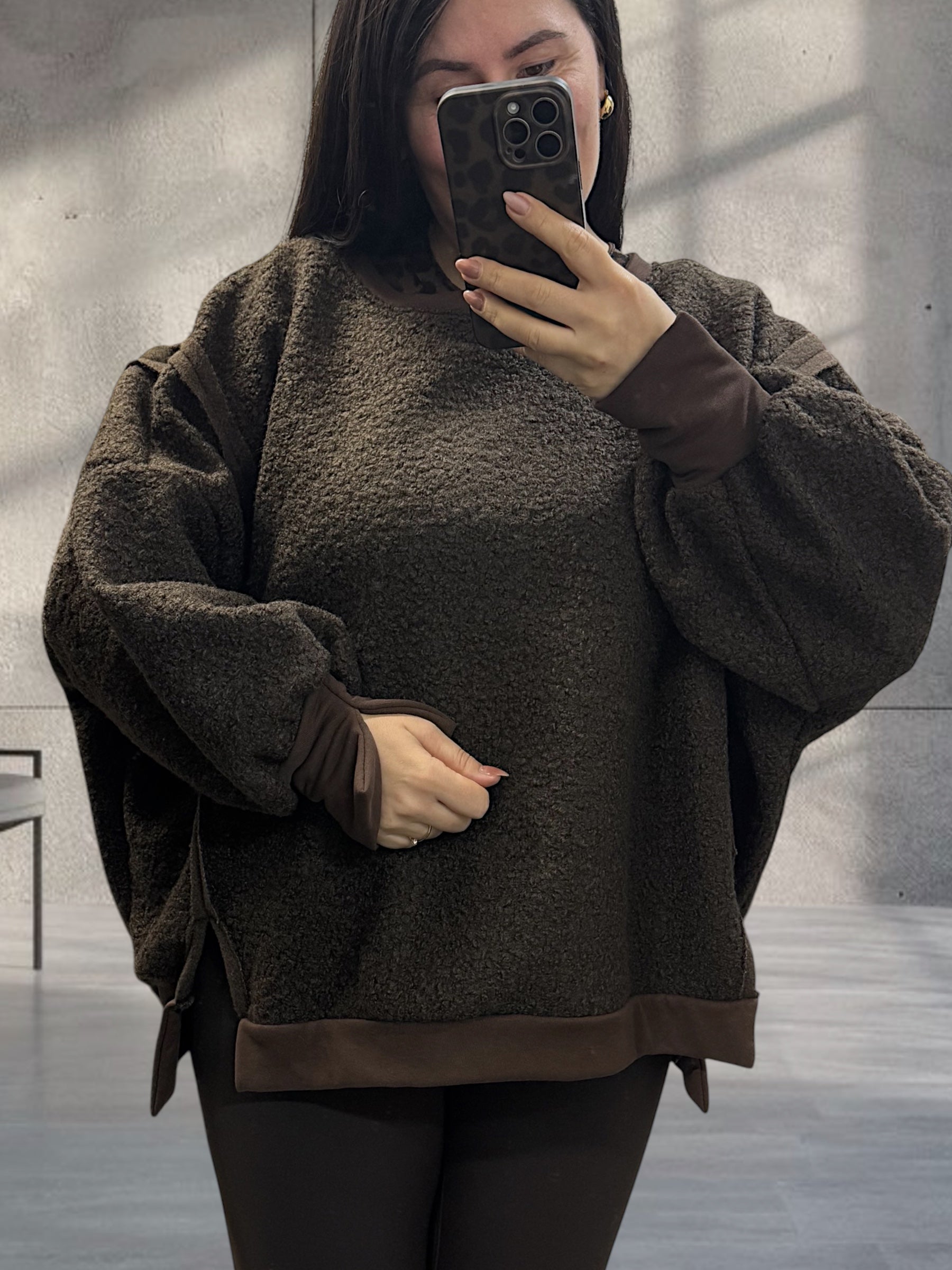 Teddy Oversize Sweatshirt (verschiedene Farben)