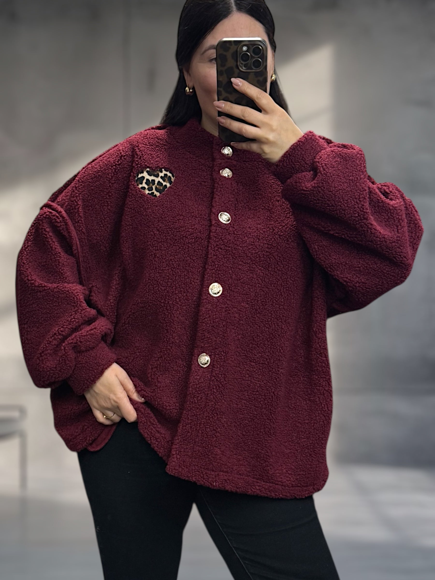 Kuschlige Oversize Teddyjacke mit Leo Herz (verschiedene Farben)