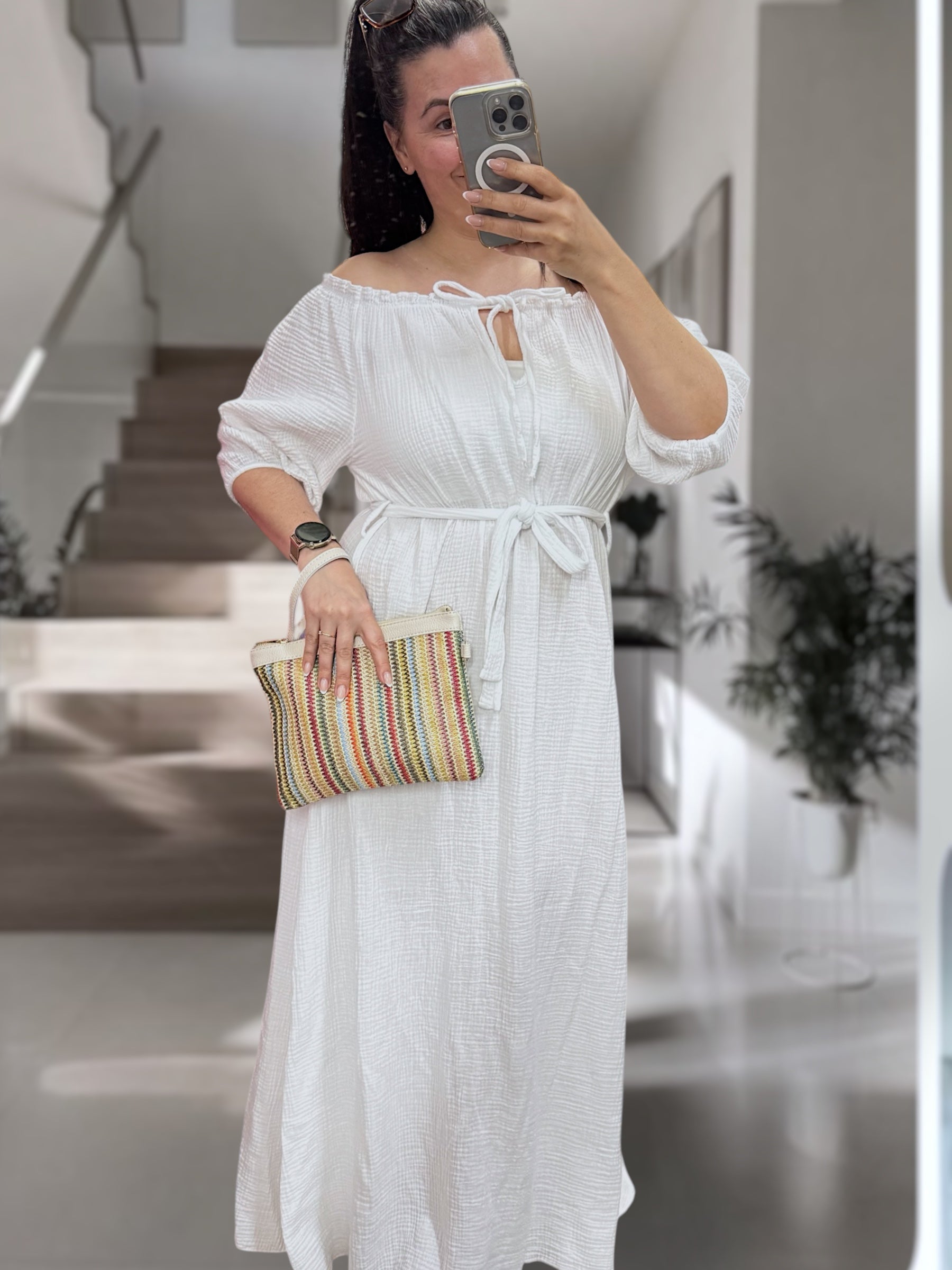 Off-Shoulder Musselin Maxikleid weiß