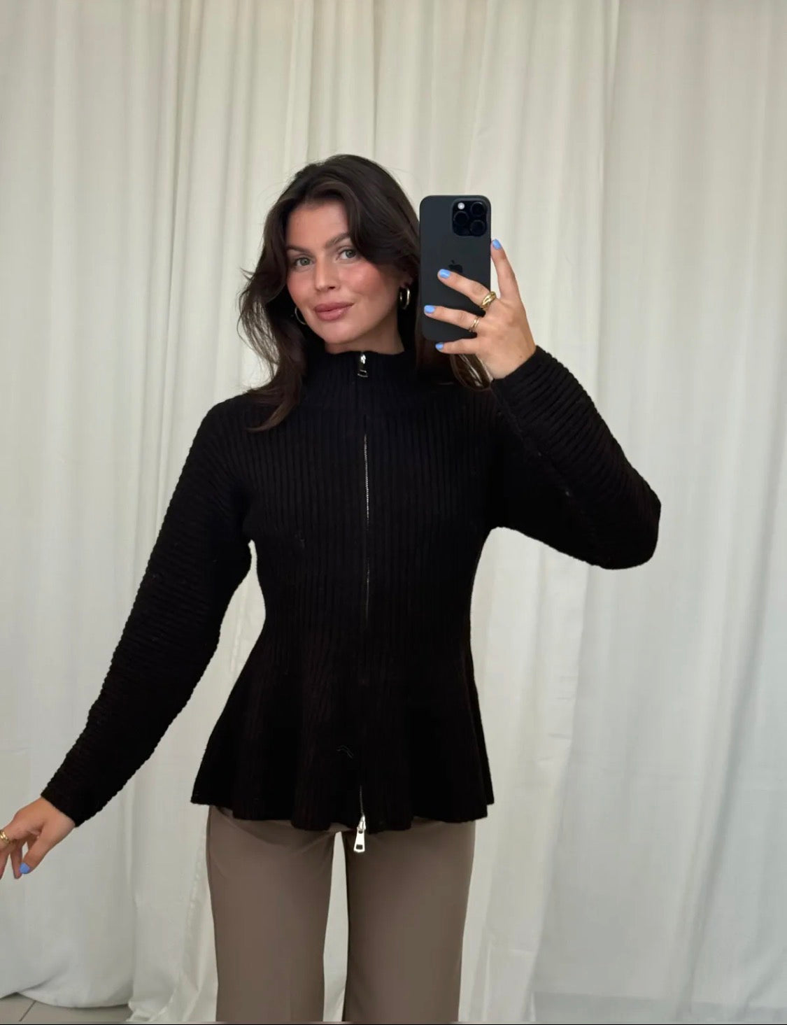 Taillierte Strickjacke mit Zipper Taillierung (verschiedenen Farben)
