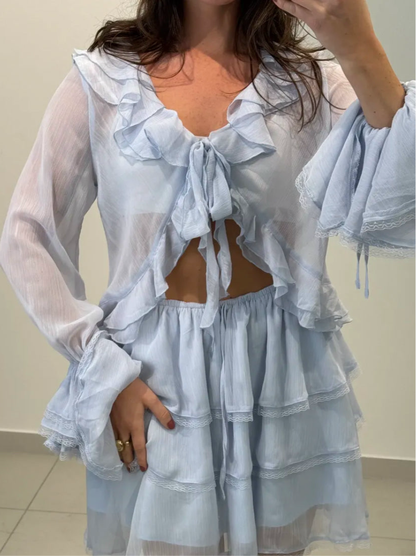Feine Knoten-Bluse leicht transparent mit Rüschen rosa