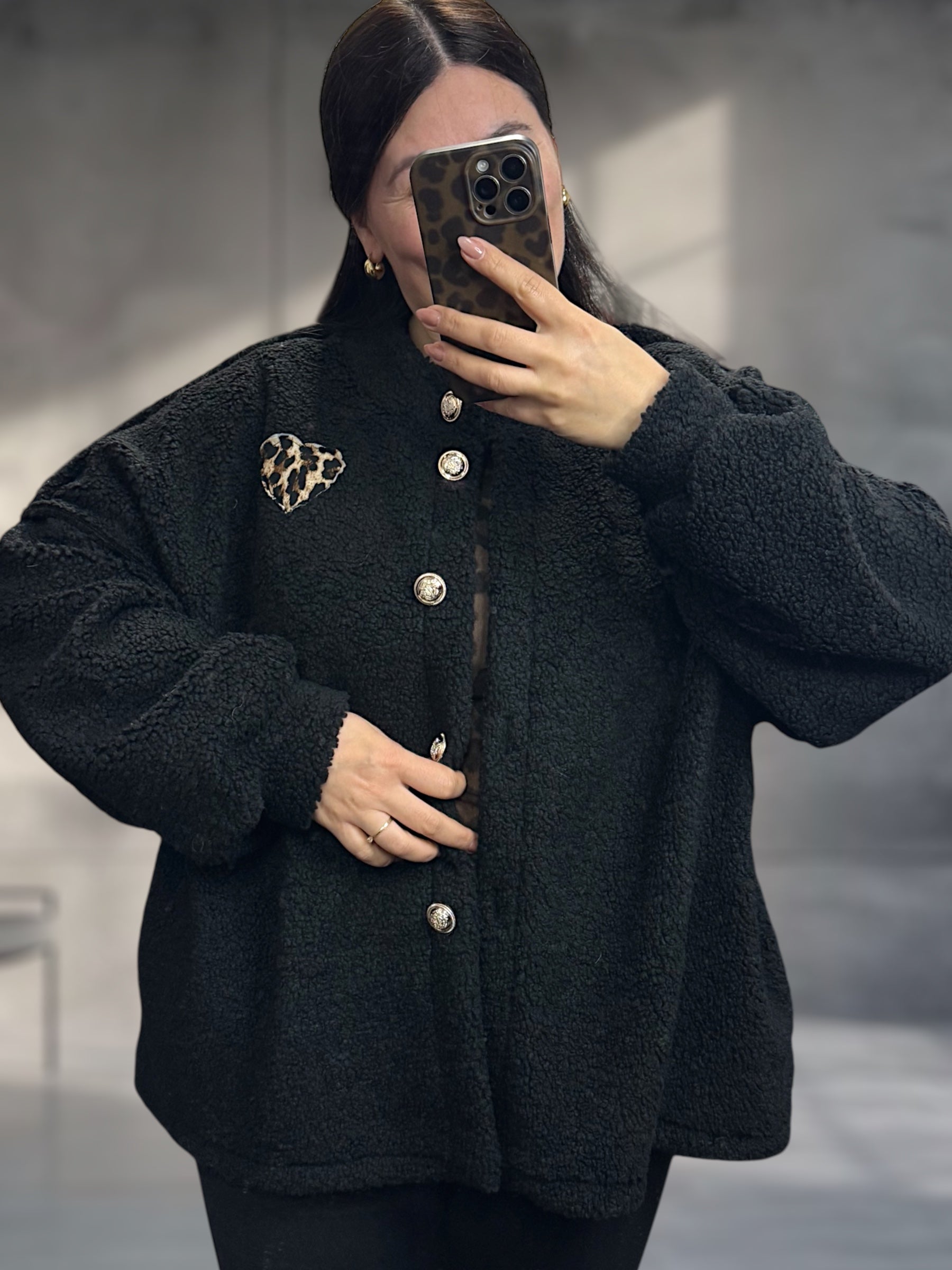 Kuschlige Oversize Teddyjacke mit Leo Herz (verschiedene Farben)