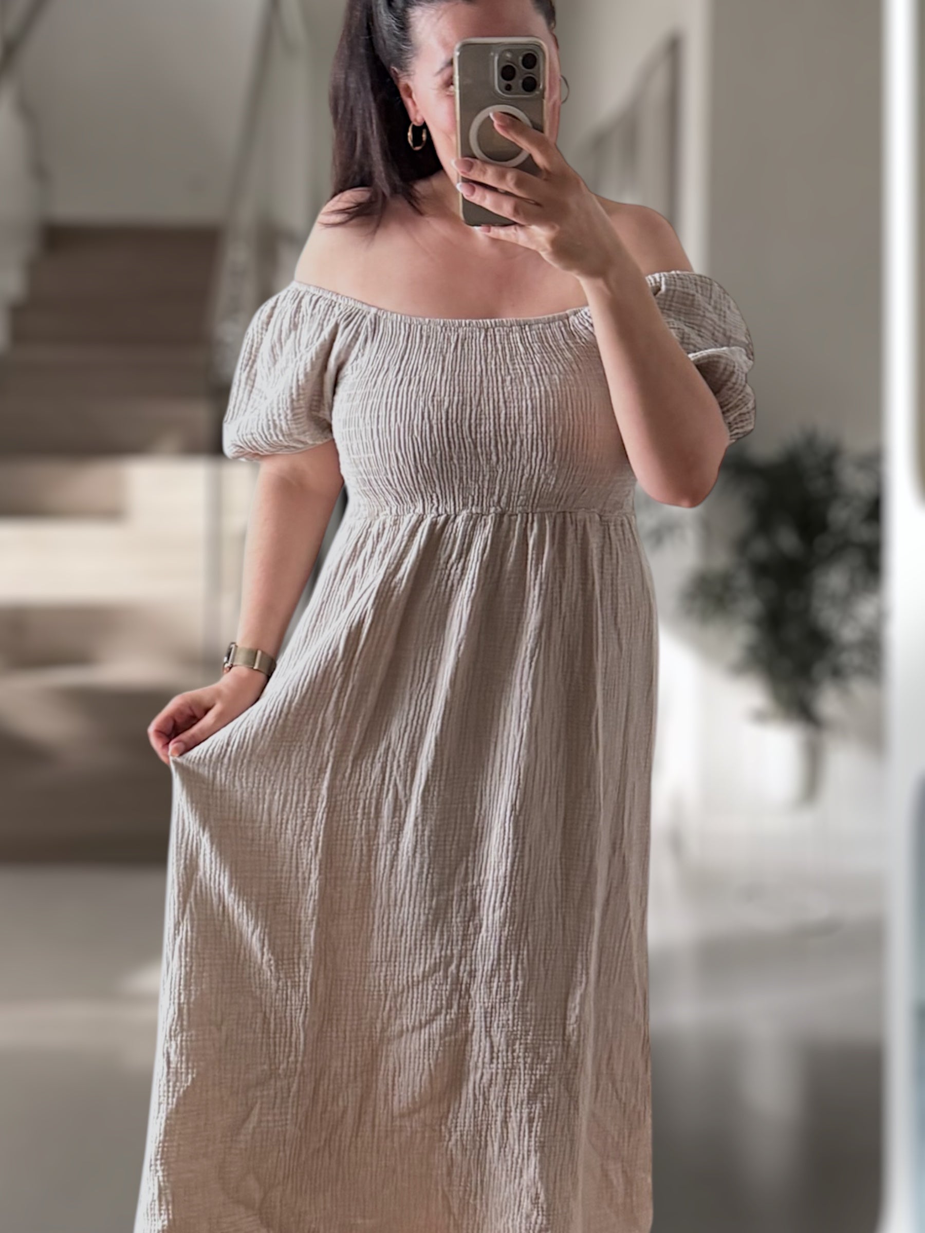 Musselin Off-Shoulder Kleid braun