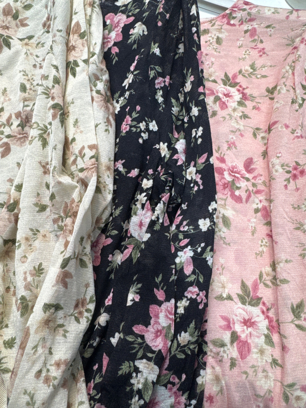 Dünnes Longsleeve Flower (verschiedene Farben)