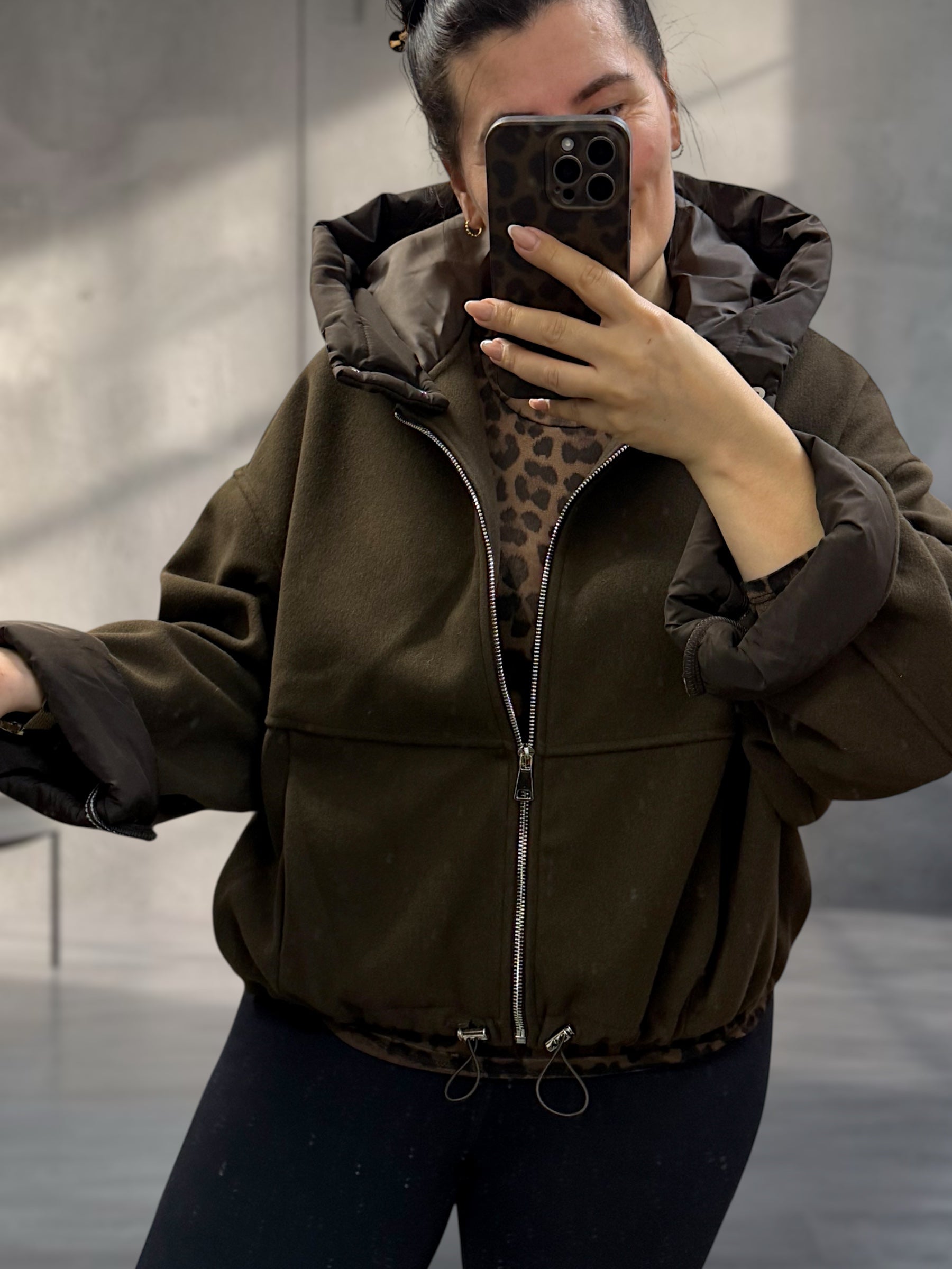 Bomberjacke leicht Oversize mit Kapuze braun