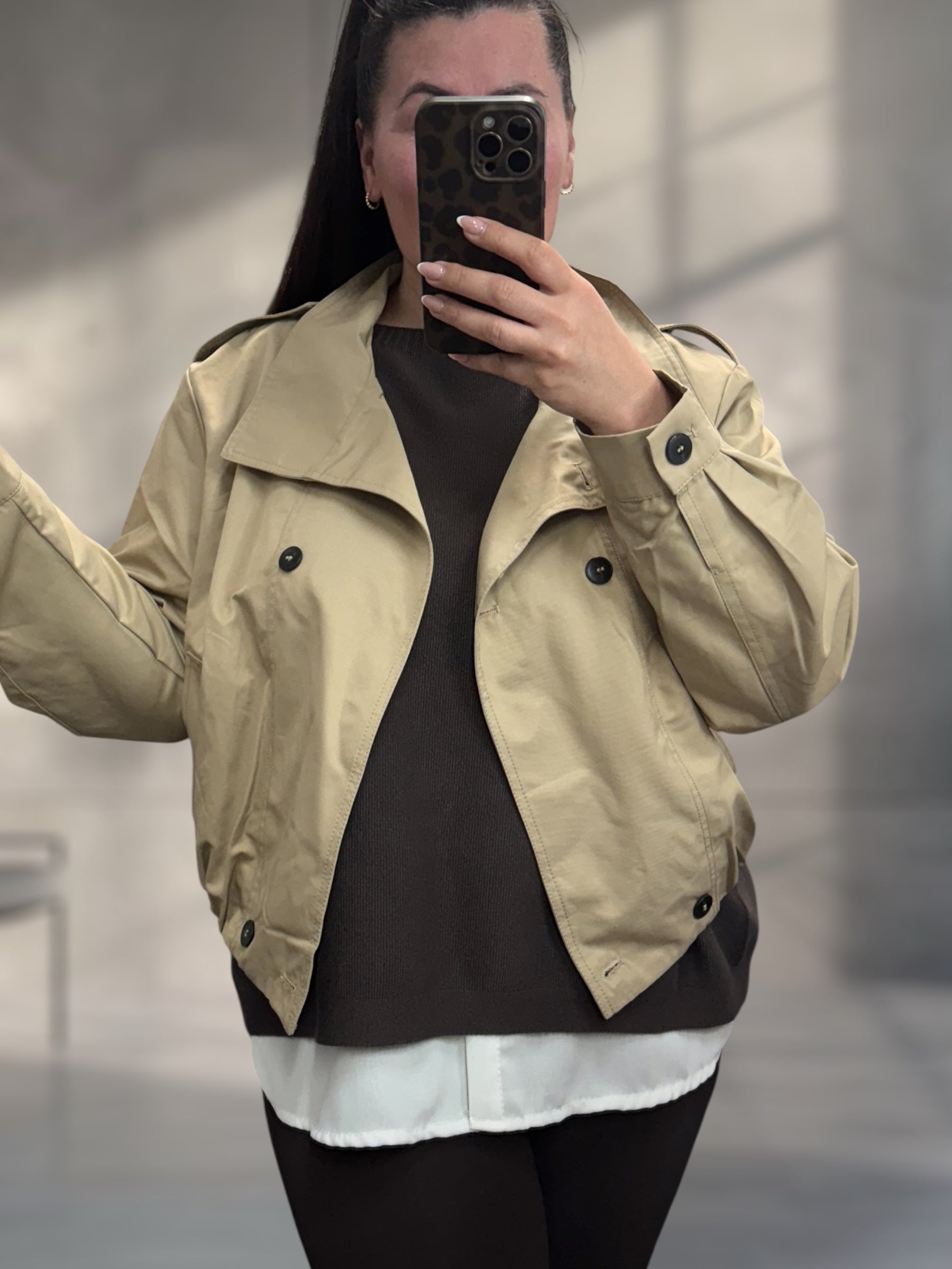 kurze Trenchjacke Beige