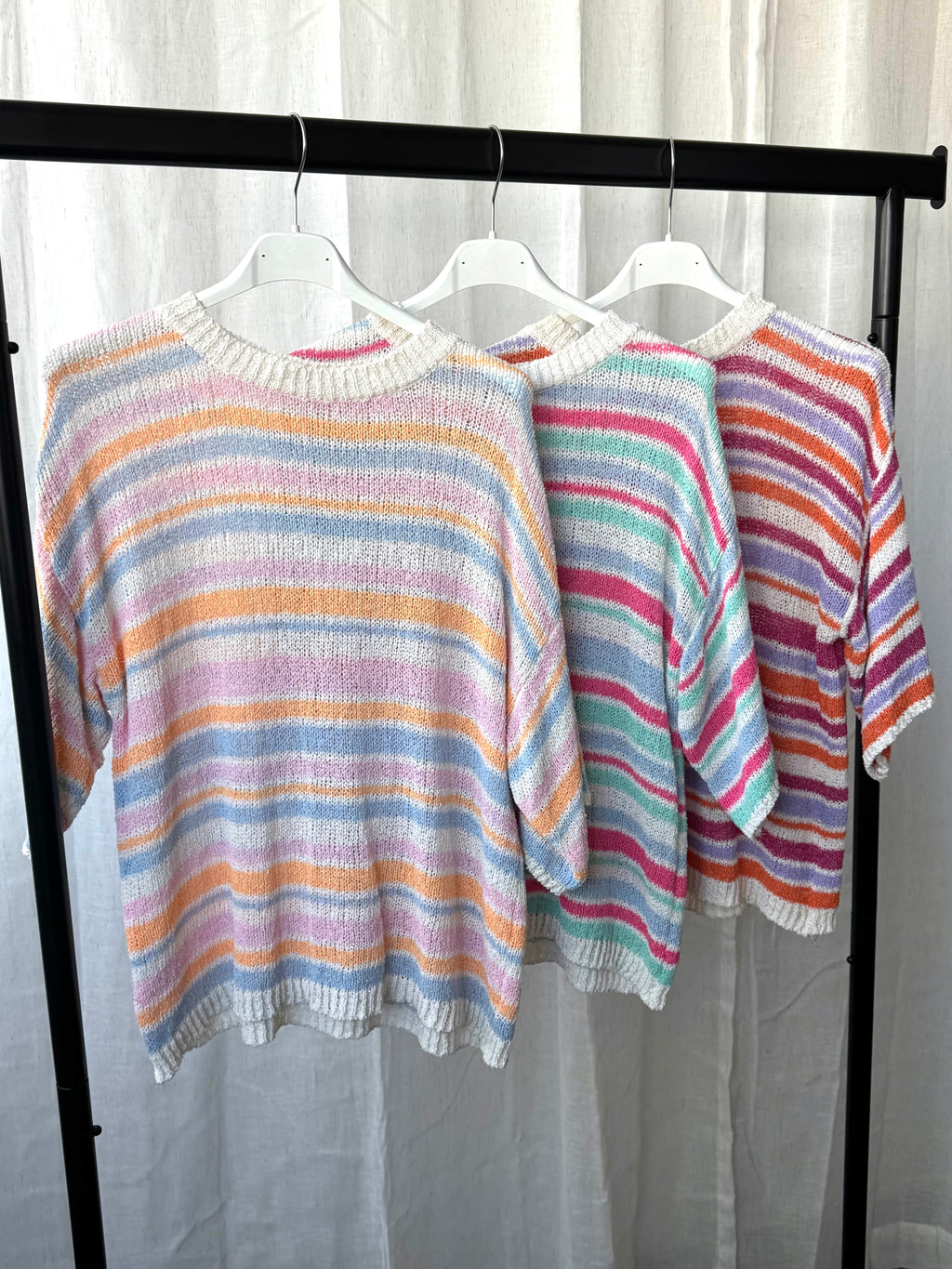 Häkel-Pullover Kurzarm gestreift (verschiedene Farben)