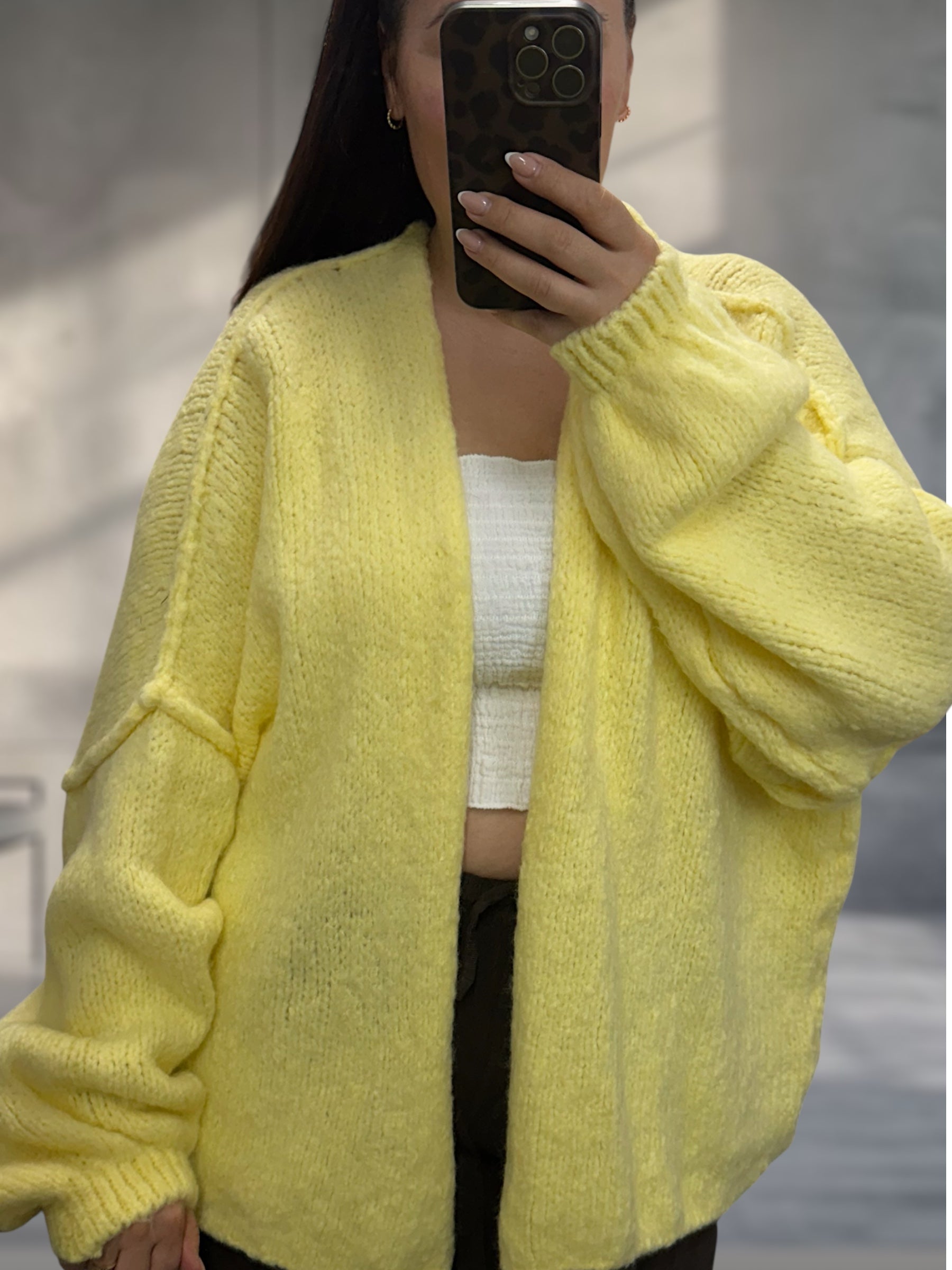 Cardigan Isa Oversize lang geschnitten (verschiedene Farben)