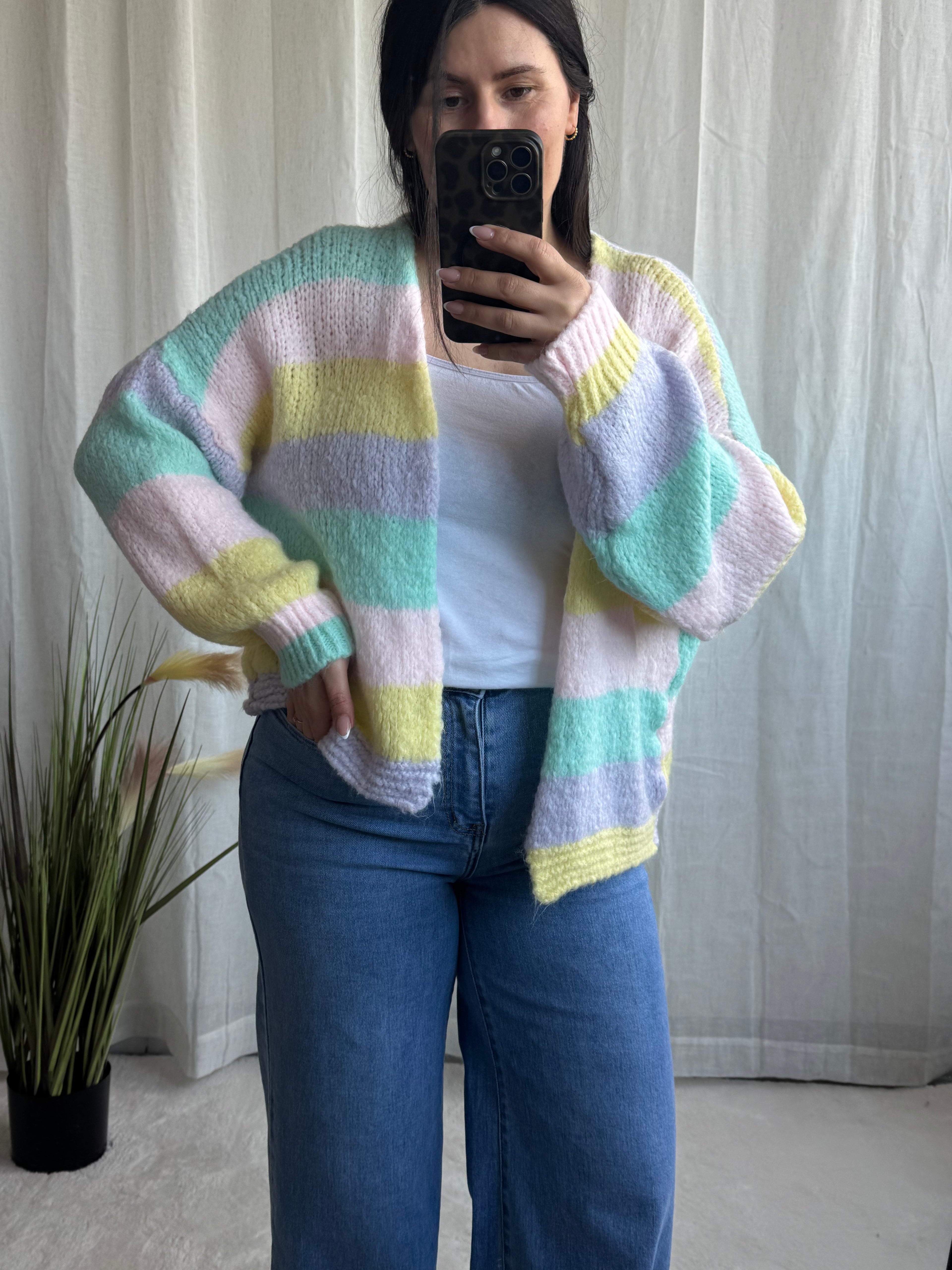 Leichter Cardigan Pastell gestreift