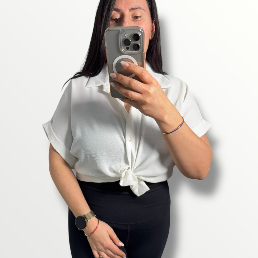 Knoten-Bluse mit Knopfleiste (verschiedenen Farben)