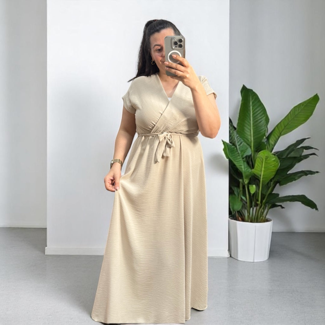 Maxi-Kleid mit Gummizug in der Taille (verschiedene Farben)