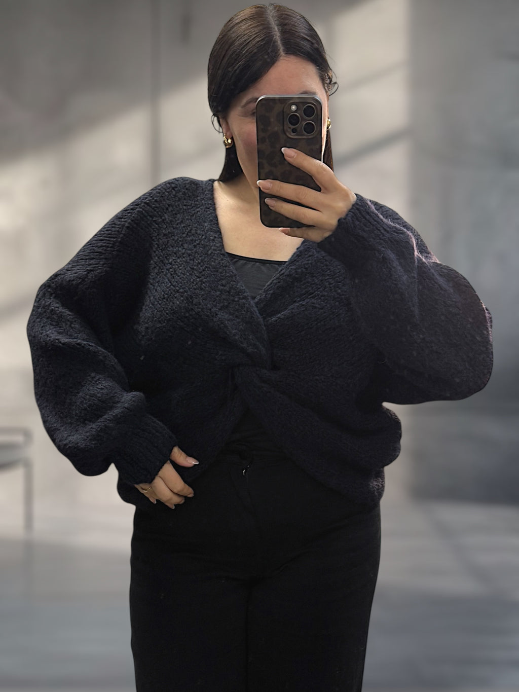 Cropped Knotenpullover (verschiedene Farben)