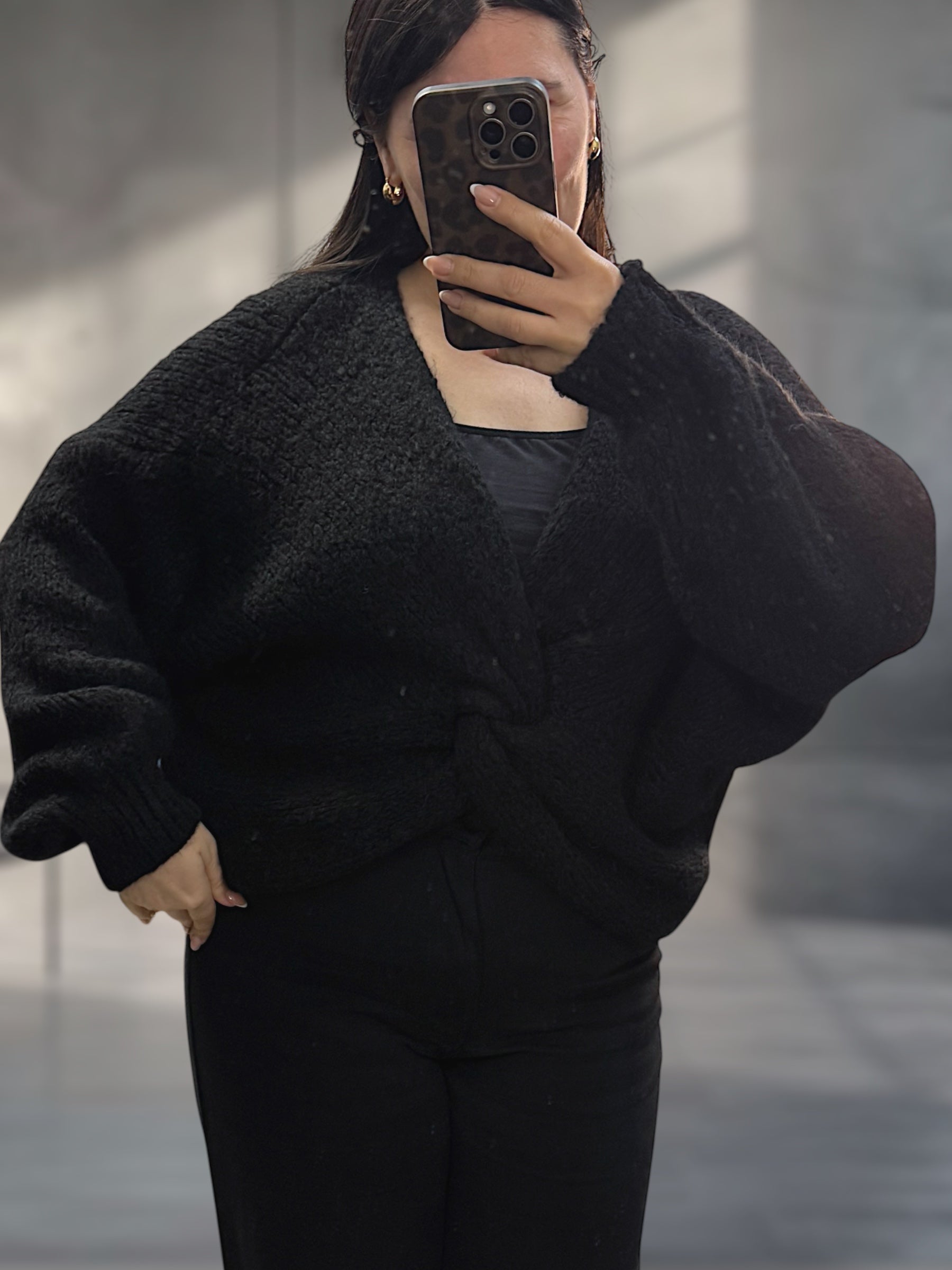 Cropped Knotenpullover (verschiedene Farben)