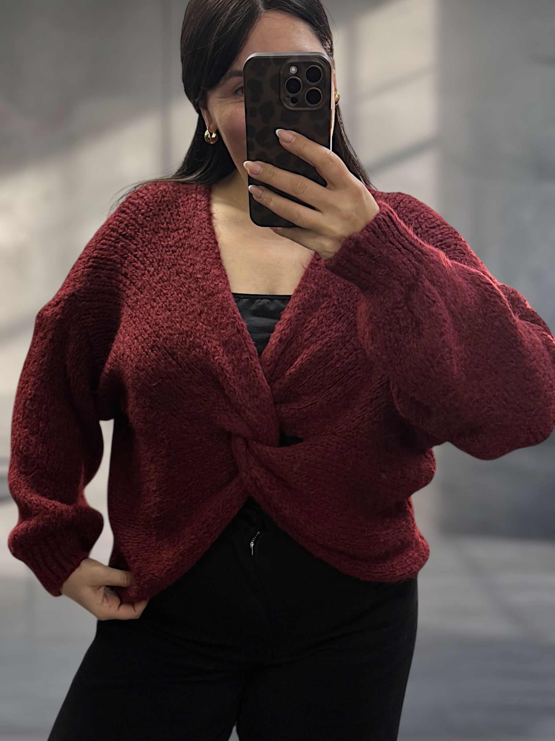 Cropped Knotenpullover (verschiedene Farben)