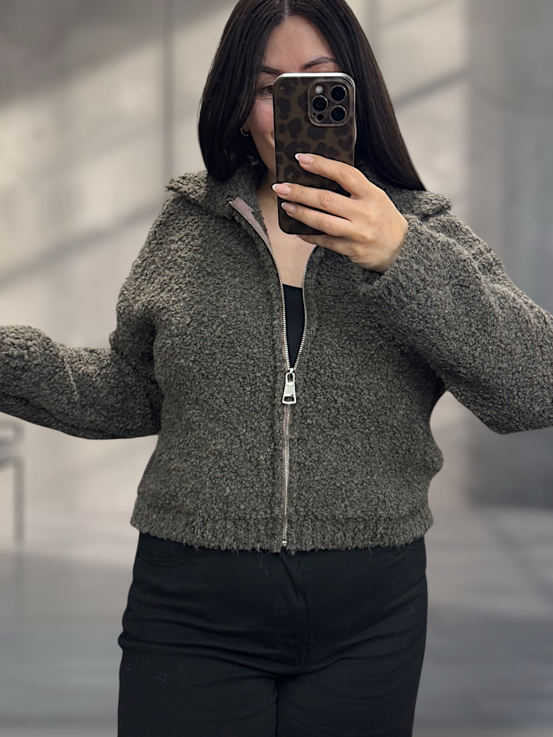 Kuschlige Bouclè Zipp Strickjacke  (Verschiedene Farben)