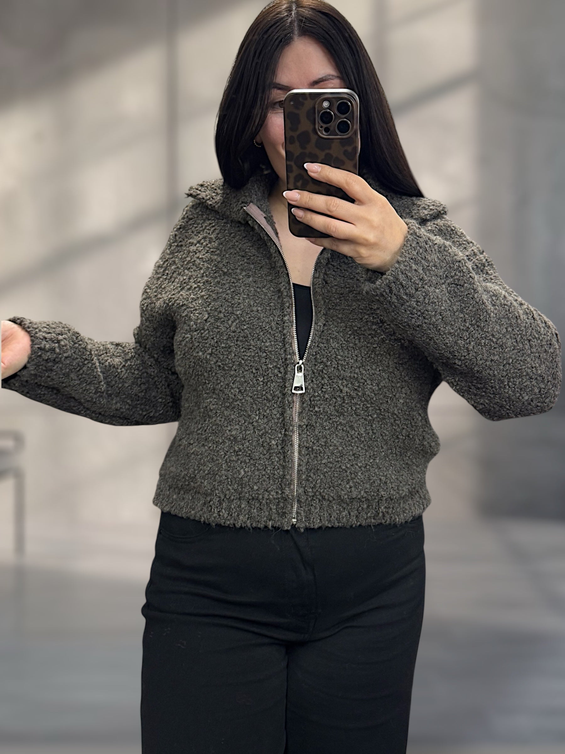 Kuschlige Bouclè Zipp Strickjacke  (Verschiedene Farben)